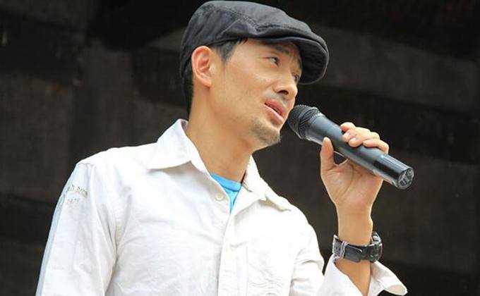 歌手阿宝真实身份被扒装农民(歌手阿宝哪里人)