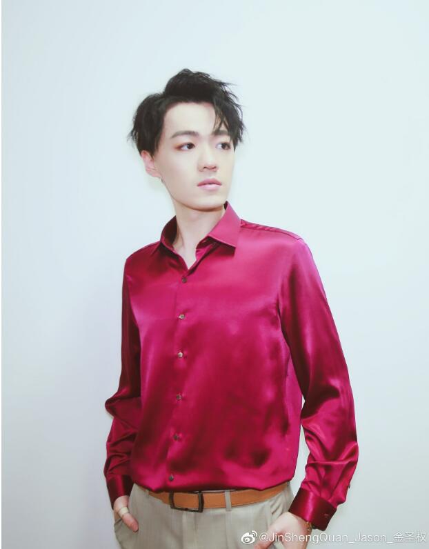 为什么金圣权只叫圣权把姓去了