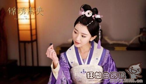 李心艾的手好胖对比太出戏了(李心艾小胖手) 李心艾的手好胖对比太出戏了(李心艾小胖手)