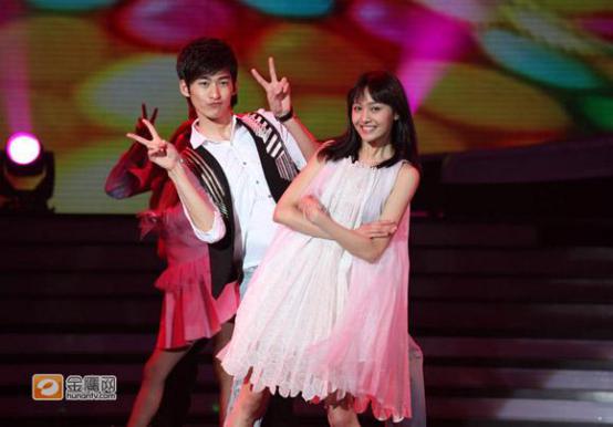 郑爽上快乐大本营是哪几期？郑爽有没有整过(快本郑爽在哪一期)