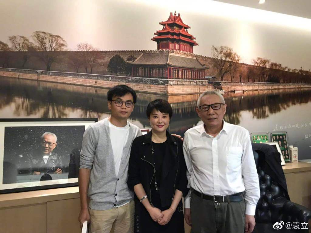 袁立为什么告赵岭跟他离婚(袁立第一任老公赵岭)