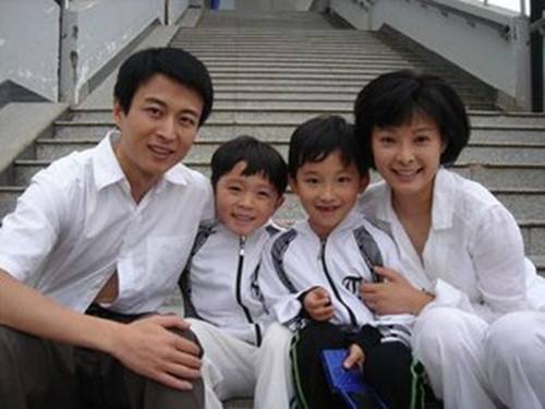 袁立为什么告赵岭跟他离婚(袁立第一任老公赵岭)