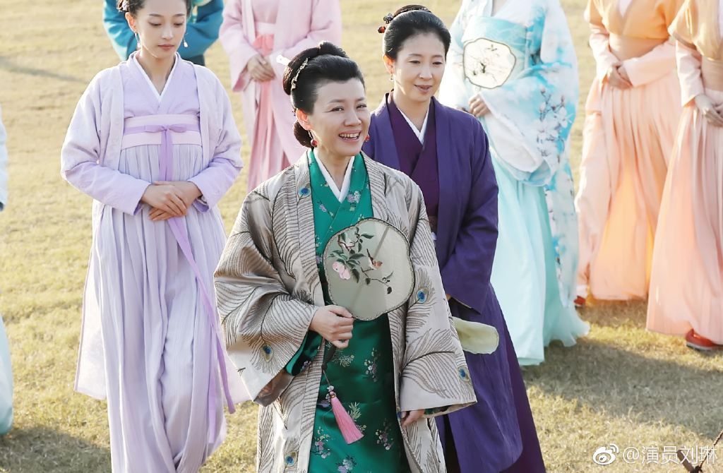 刘琳为什么叫德华(刘琳德华是什么梗)