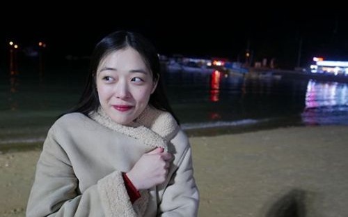 雪莉生前遗作将暂停制作引热议(雪莉生前怎么了)