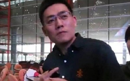 李飞和TFBOYS是什么关系(李飞是tfboys的什么人)