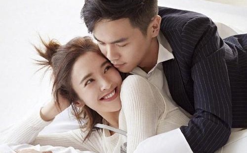 网曝唐艺昕怀孕身材走样引热议(唐艺昕孕期)