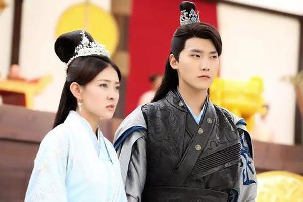 邢昭林吻梁洁胸蒲巴甲吃醋(梁洁喜欢邢昭林还是蒲巴甲) 邢昭林吻梁洁胸蒲巴甲吃醋(梁洁喜欢邢昭林还是蒲巴甲)