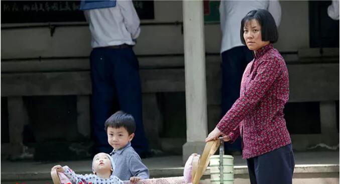 刘琳为什么叫德华(刘琳德华是什么梗)