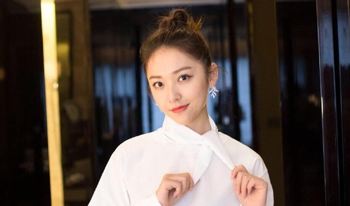 陈昊蓝长得像谁和阚清子撞脸(和阚清子长得像的明星) 陈昊蓝长得像谁和阚清子撞脸(和阚清子长得像的明星)