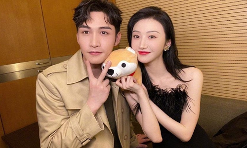 张彬彬景甜CP营业合唱(景甜和张彬彬合唱)