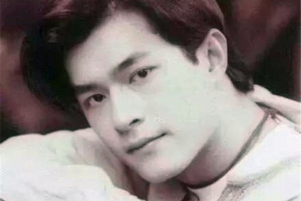 古天乐老婆叫什么和宣萱结婚了吗(古天乐老婆是萱萱吗)