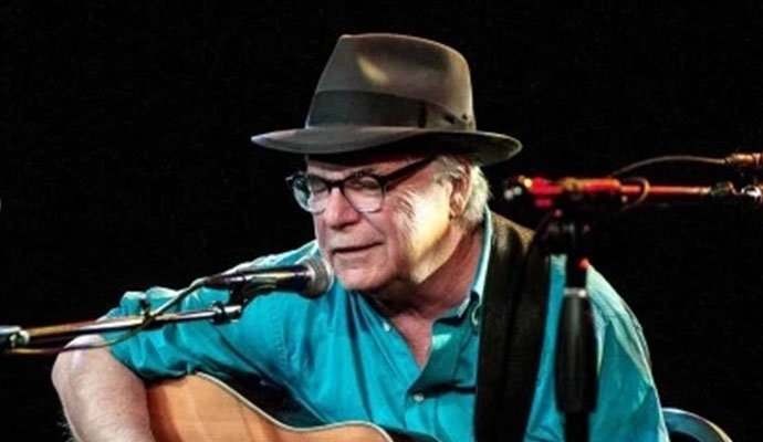 歌手台上表演时去世什么原因(死在台上的歌手) 歌手台上表演时去世什么原因(死在台上的歌手)