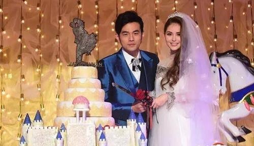 周杰伦无人机告白昆凌网友化身柠檬精