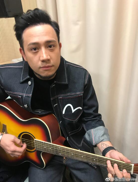 张致恒脚踏五只船害惨了关智斌(关智斌打张致恒)