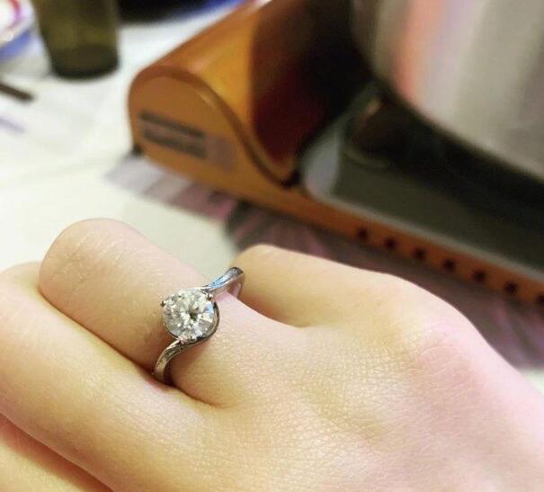 徐冬冬男友是尹子维吗(徐冬冬宣布与尹子维分手) 徐冬冬男友是尹子维吗(徐冬冬宣布与尹子维分手)