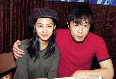 朱茵在戛纳红毯尴尬露肚腩照片(朱茵走红毯)