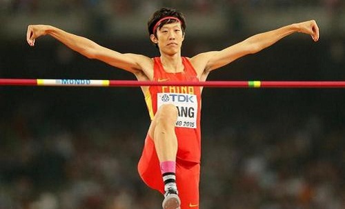 张国伟为什么退役(张国伟退役之后干嘛了)