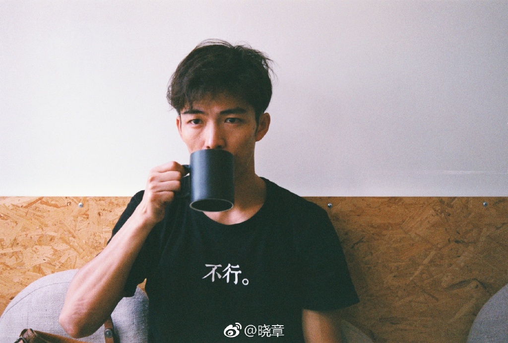 章宇具体是贵州哪里人？谭卓和章宇在恋爱是