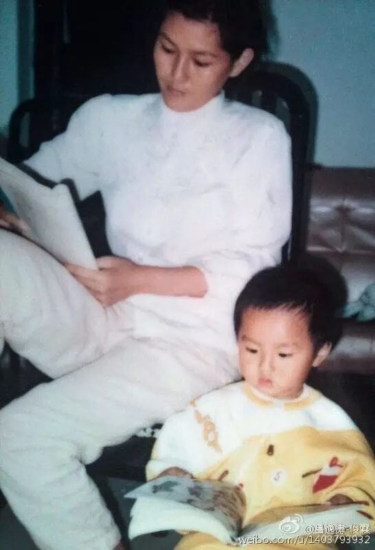 为什么说吴亦凡是加拿大炮王？吴亦凡的妈妈(吴亦凡加拿大大炮)