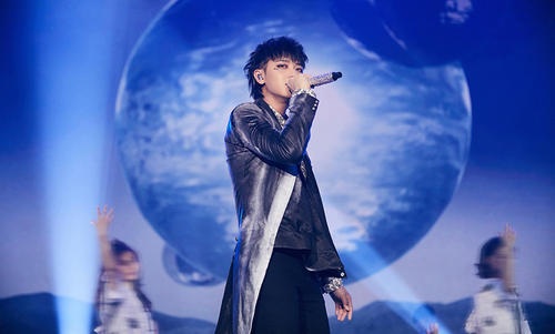 黄子韬向粉丝道歉是什么原因(黄子韬怒怼粉丝)