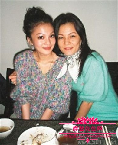 范玮琪和张韶涵是怎么回事？张韶涵和她妈妈(张韶涵跟范玮琪究竟发生什么事)