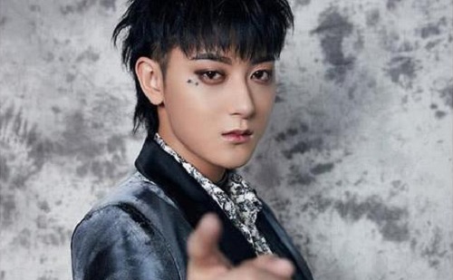 黄子韬向粉丝道歉是什么原因(黄子韬怒怼粉丝) 黄子韬向粉丝道歉是什么原因(黄子韬怒怼粉丝)