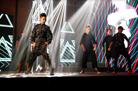 孙子涵的女朋友是谁?孙子涵为什么不红站<(孙子涵怎么不火了)