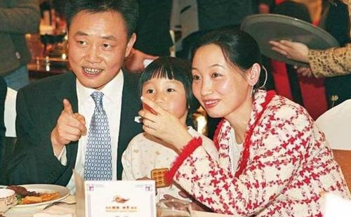 国美老板黄光裕什么时候出来(国美老板怎么进去的黄光裕)