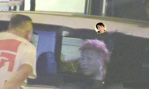 陈羽凡吸毒被捕后首次现身录音棚(陈羽凡吸了多久到毒) 陈羽凡吸毒被捕后首次现身录音棚(陈羽凡吸了多久到毒)