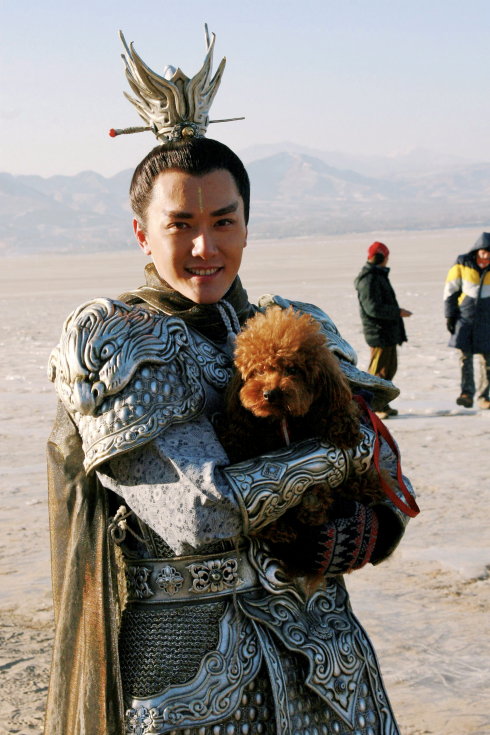 冯绍峰为什么叫冯泰迪？冯绍峰和倪妮分手的