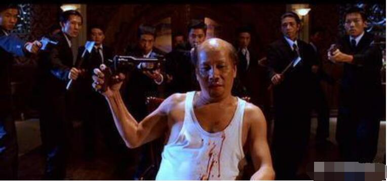 梁小龙为什么被雪藏？梁小龙骂周星驰是怎么(梁小龙为什么不演戏了)