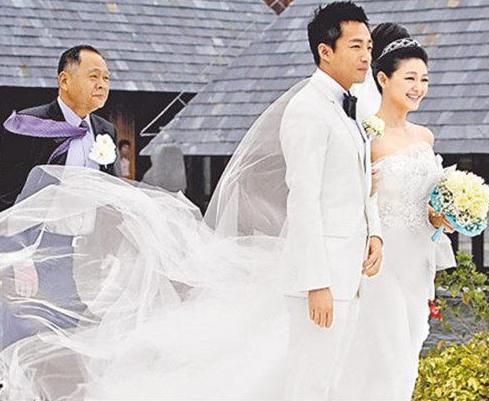 汪小菲婚礼扇大s耳光?小s老公许雅钧和大(汪小菲与大s结婚照) 汪小菲婚礼扇大s耳光?小s老公许雅钧和大(汪小菲与大s结婚照)