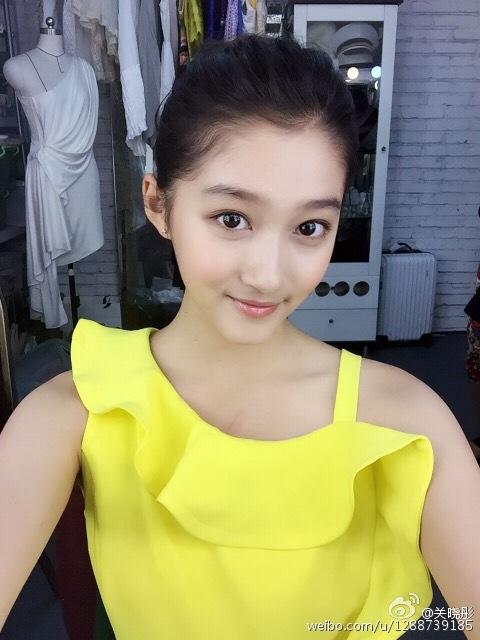 关晓彤绯闻男友是谁?关晓彤家庭背景父母都(关晓彤家庭关系) 关晓彤绯闻男友是谁?关晓彤家庭背景父母都(关晓彤家庭关系)