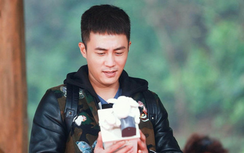 杜淳为什么叫横店一哥？杜淳是黄磊的学生吗(杜淳家在横店吗)