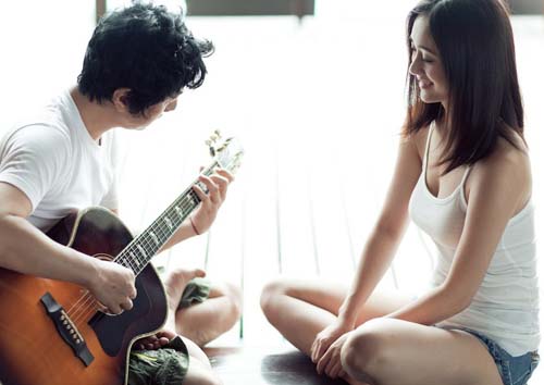 刘芸为什么会爱上郑钧？刘芸郑钧差几岁