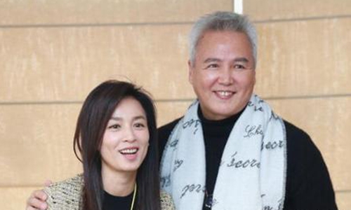 袁老逝世当日，张庭直播哭诉心酸日常惹人不