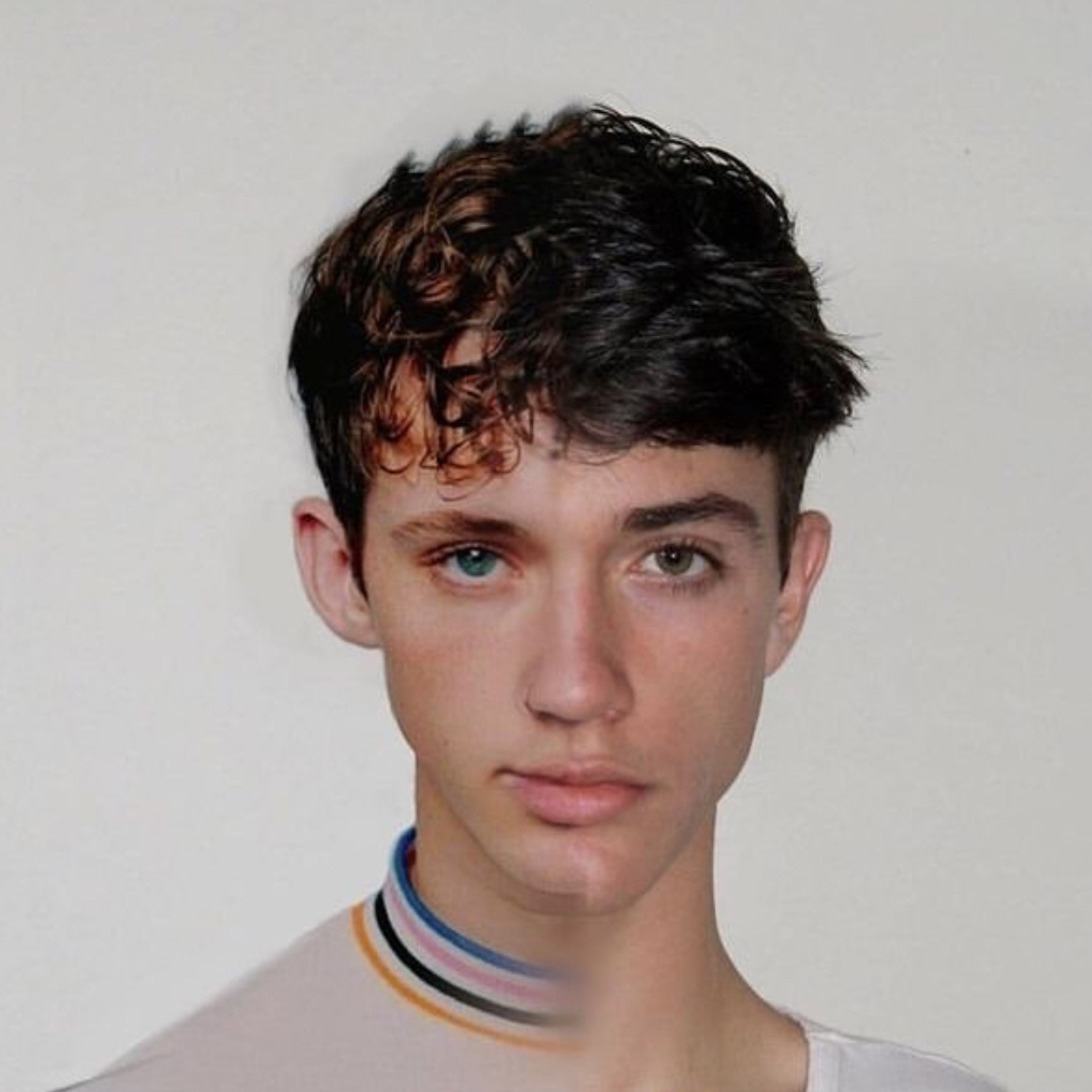 小马丁和戳爷什么关系是情侣吗?戳爷碰水枪