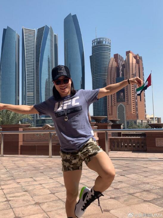 张伟丽为什么叫小胖(大张伟老婆胖)