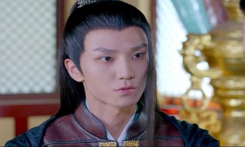 李熹子脖子怎么了(李柄熹脖子)