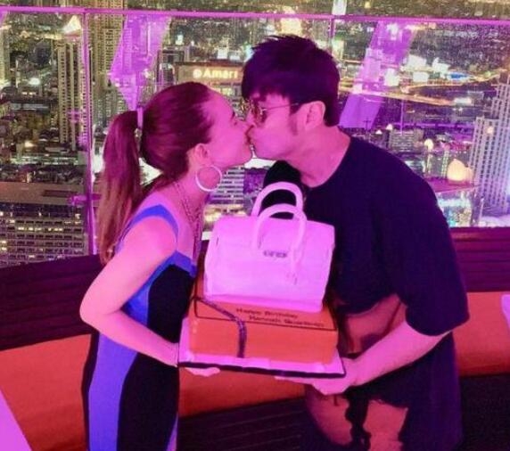 周杰伦为昆凌做数据暗示粉丝(周杰伦粉丝为什么开始做数据了) 周杰伦为昆凌做数据暗示粉丝(周杰伦粉丝为什么开始做数据了)