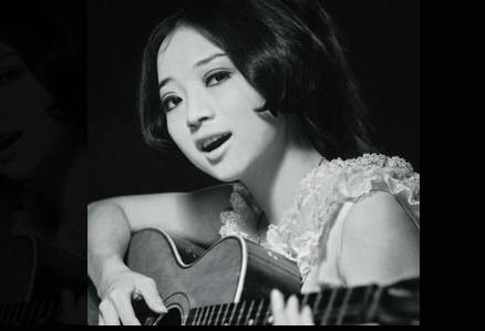 徐小凤在香港的地位高吗(徐小凤为何地位高)