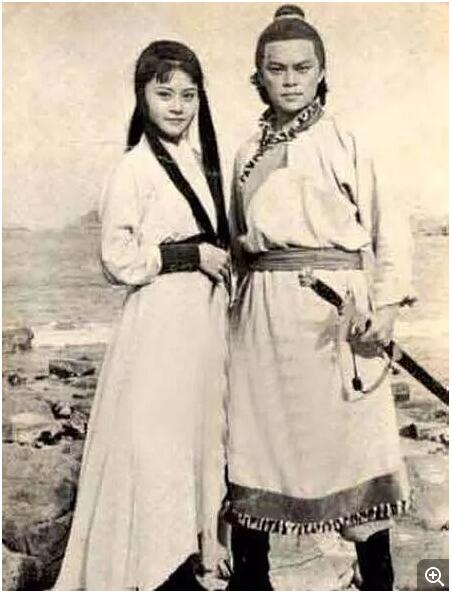 罗乐林年轻时候的老照片(罗布林卡老照片) 罗乐林年轻时候的老照片(罗布林卡老照片)