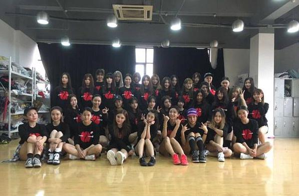 金素慧杨超越对比照片 金素慧杨超越对比照片