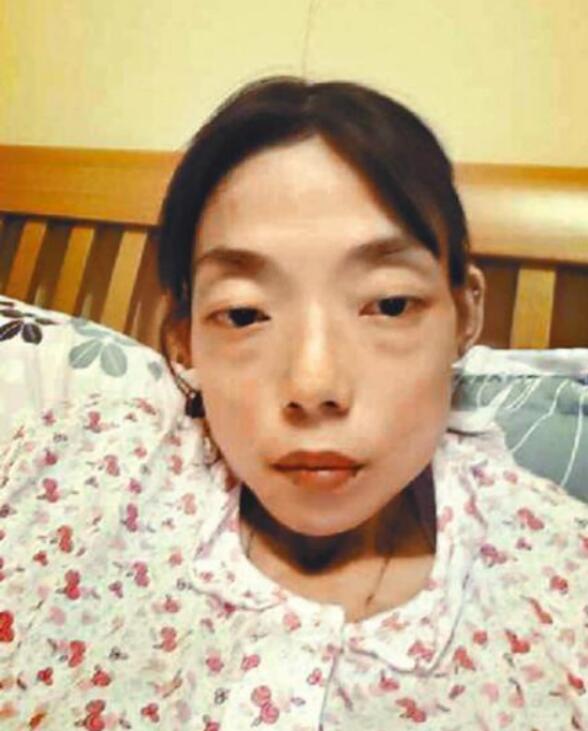 杨爱瑾与伍智恒撞脸对比照(伍智恒和杨爱瑾很像)