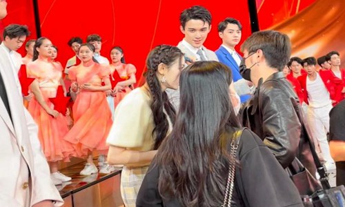 吴磊女朋友是谁(吴磊的女朋友是谁)