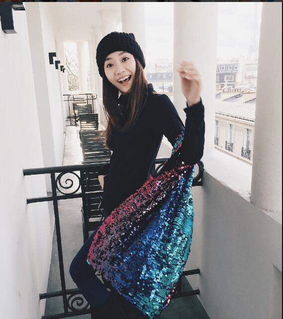 杨爱瑾与伍智恒撞脸对比照(伍智恒和杨爱瑾很像)