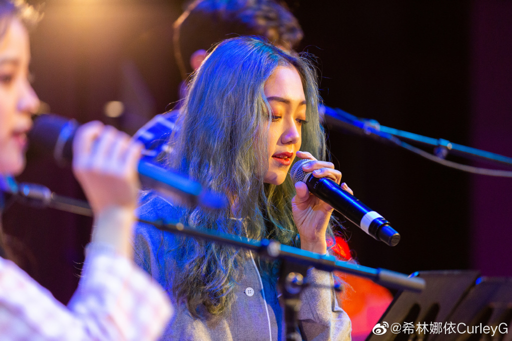 希林娜依高为什么说自己是北京人