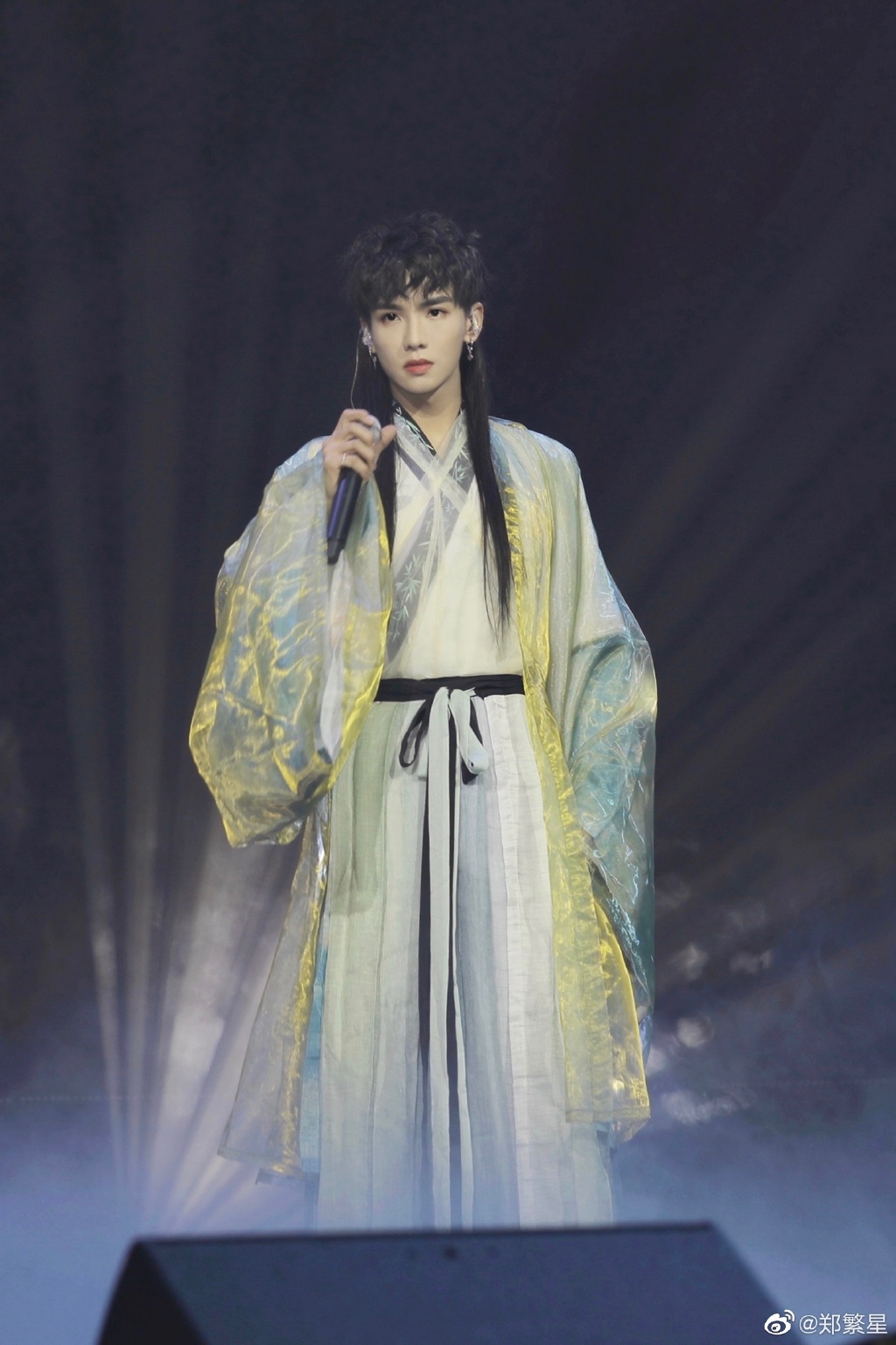 郑繁星为什么叫正方形、阿室 郑繁星为什么叫正方形、阿室