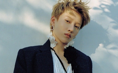 刘雨昕被激光笔照射(刘雨昕被激光笔照射微博)