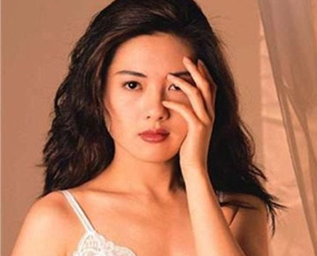 李丽珍性上瘾是真的吗？李丽珍当年为什么要